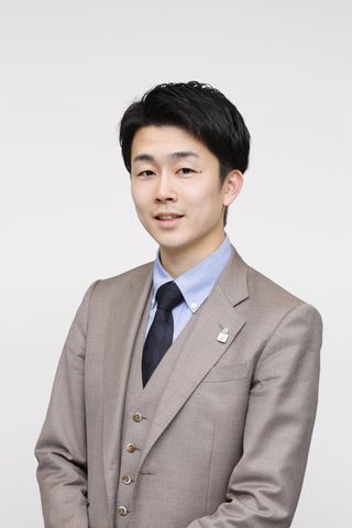 担当者酒井　亮太郎