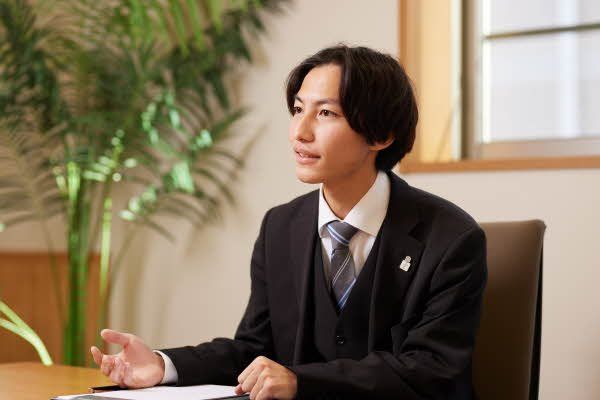 担当者廣上　秦伍