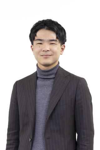 担当者東　聖也