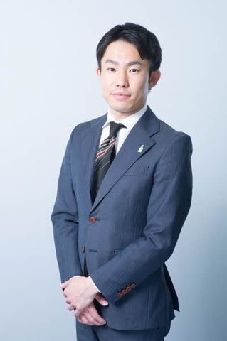 担当者神﨑　翔太