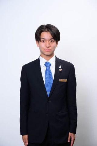 担当者倉原　波冬