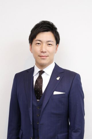 担当者中尾　亮太