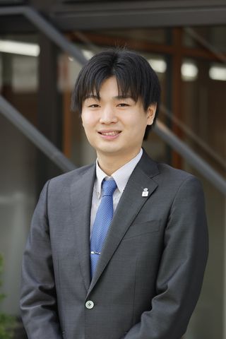 担当者松下　直央