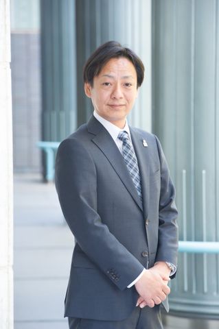 担当者川崎　祐嗣