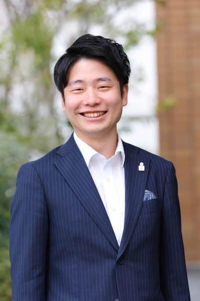 担当者梶川　真平