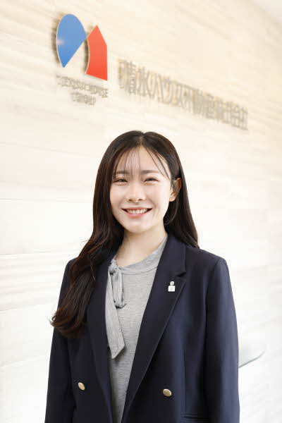 担当者西田　咲帆