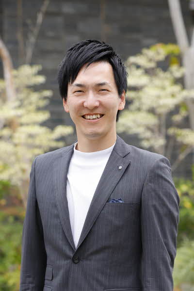 担当者高山　亮