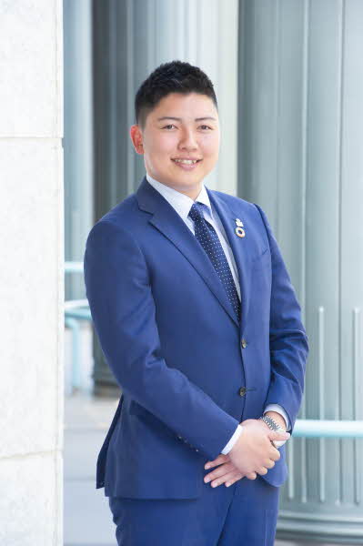 担当者室尾　啓太