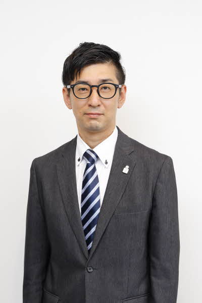 担当者坂下　容平