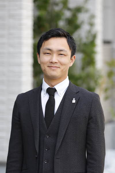 担当者大西　洸介