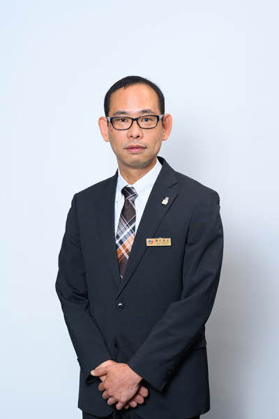 担当者薄木　高志